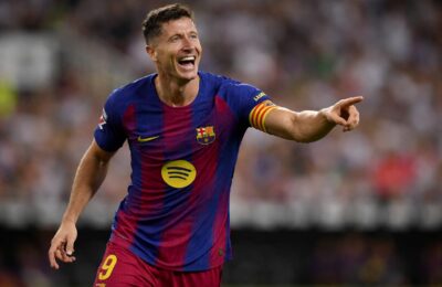 Robert Lewandowski a semnat cu Chicago Fire după ce Barcelona nu i-a mai putut susține salariul