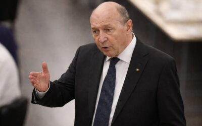 Traian Băsescu susține că Rusia testează reacția României cu drone și anticipează un atac în roi