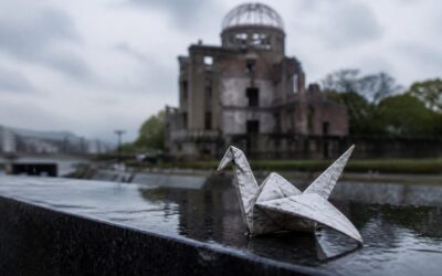 Avertisment privind riscul nuclear la comemorarea de la Hiroshima în contextul în care Japonia dezbate reînarmarea