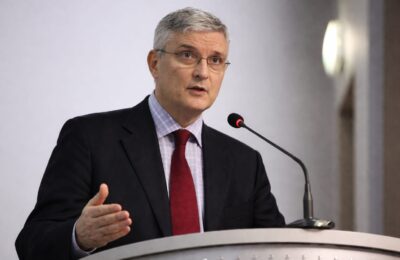 Daniel Dăianu: O reducere de taxe în 2027 ar trimite automat ratingul României la nivelul junk
