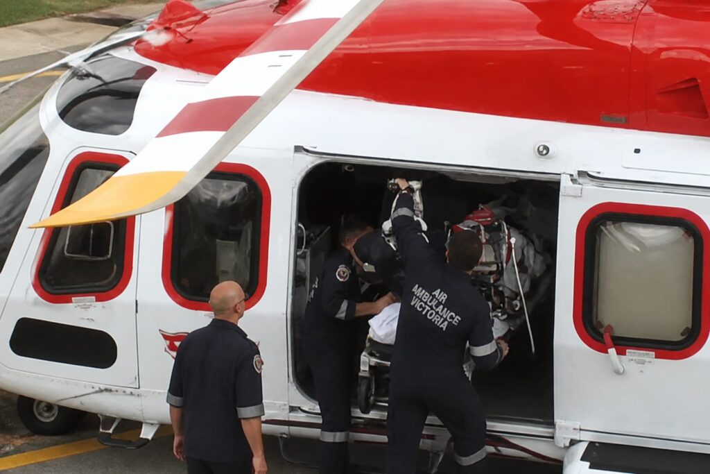 Poliția caută în Tyers un bărbat cu topor și fierăstrău; localnicii să sune la 000