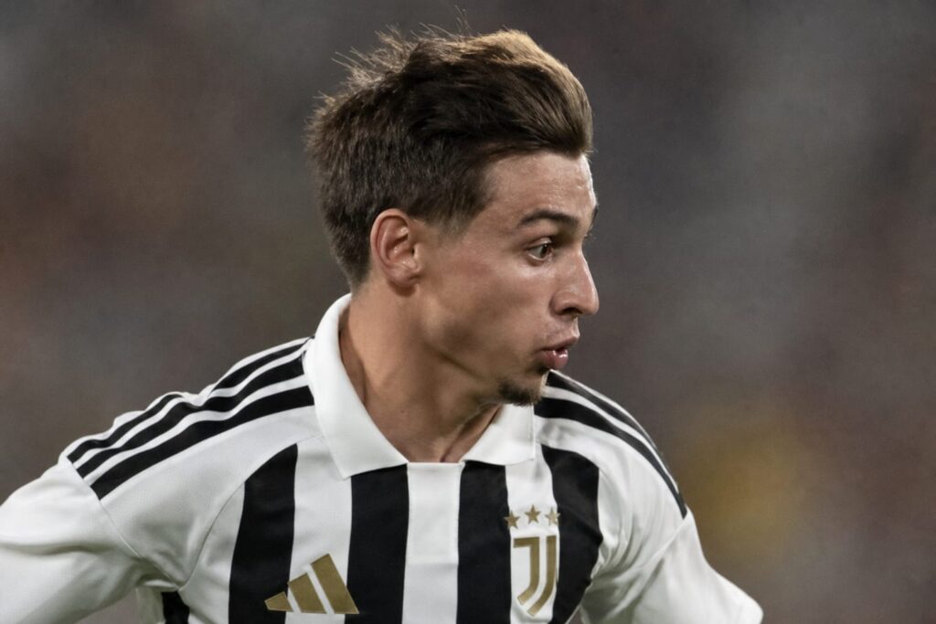 Juventus și AC Milan au terminat 1-1 la Torino, după egalarea lui Federico Gatti în minutul 92 din derby-ul din Serie A