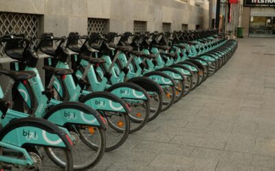 Orașele României ar avea nevoie de peste 10.000 de biciclete suplimentare pentru închiriere ca să atingă mediana europeană